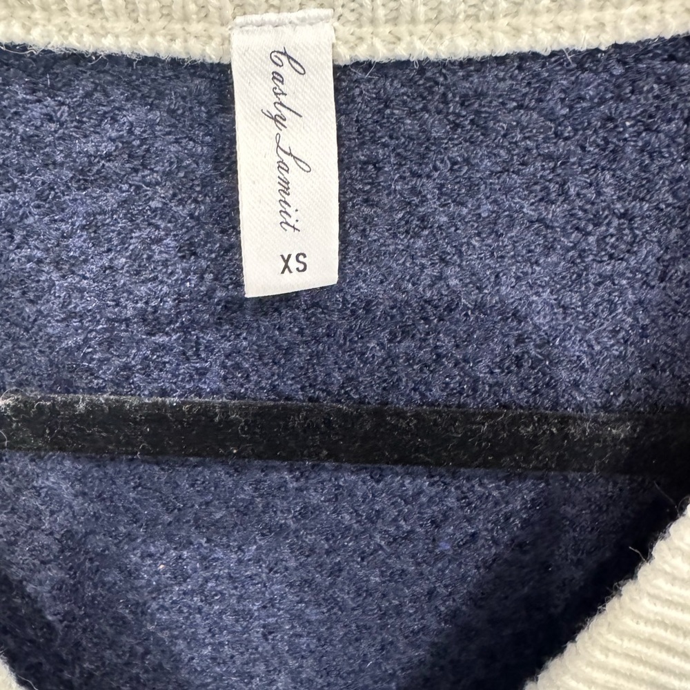 Navy and Cream Women's Cardigan - Picture 3 of 6